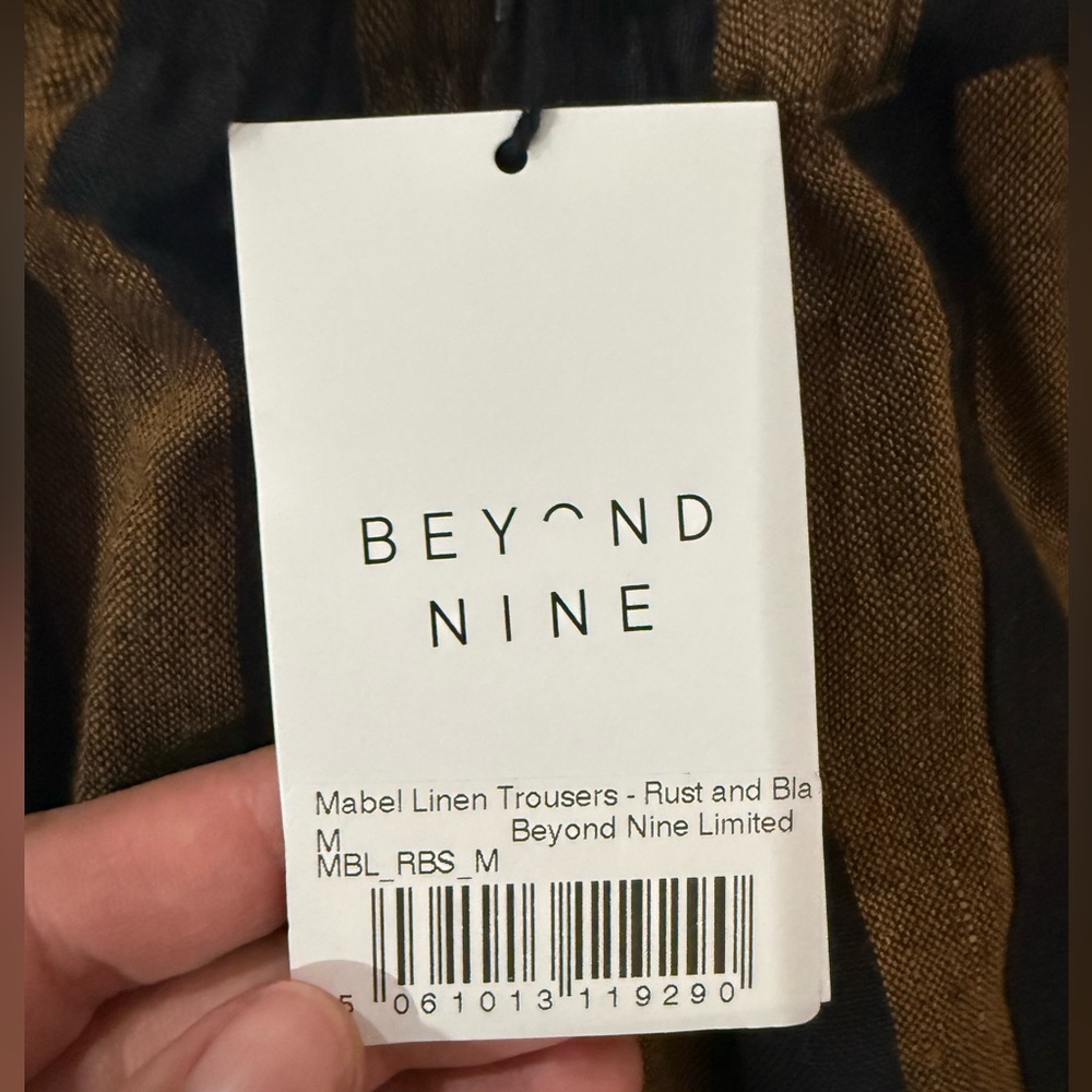 Beyond Nine Mabel Rust and Black Linen Trousers - Picture 4 of 7